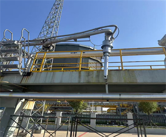 气动密封冒鹤管