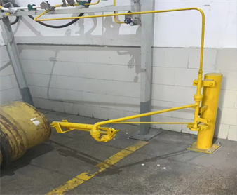 液氨钢瓶万向充装臂